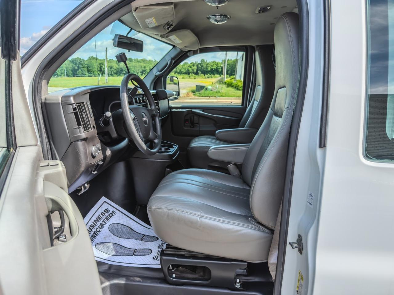 2013 GMC Savana Cargo Van Tallmadge OH