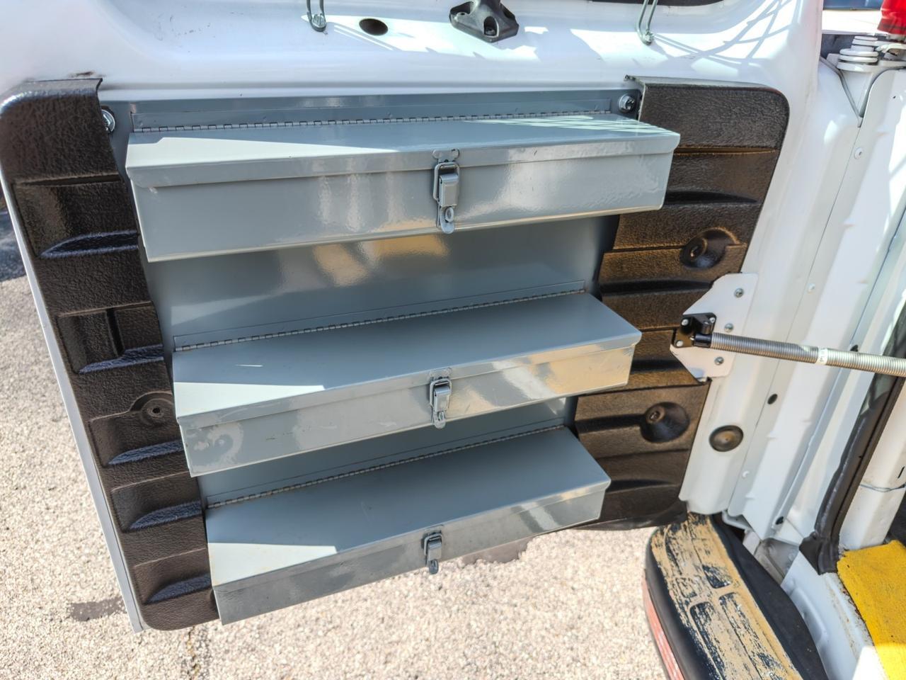 2013 GMC Savana Cargo Van Tallmadge OH
