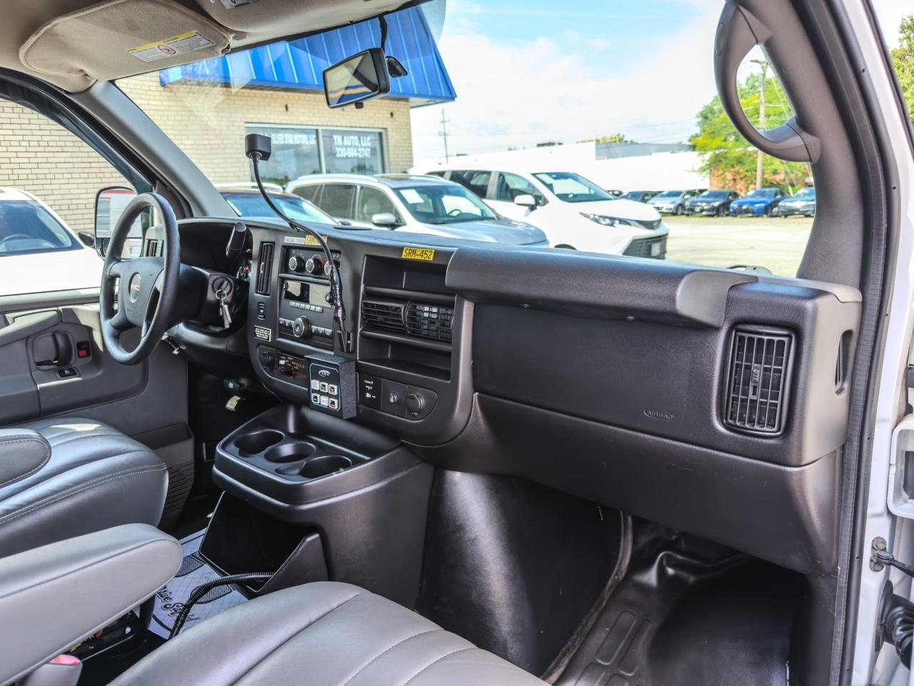 2013 GMC Savana Cargo Van Tallmadge OH