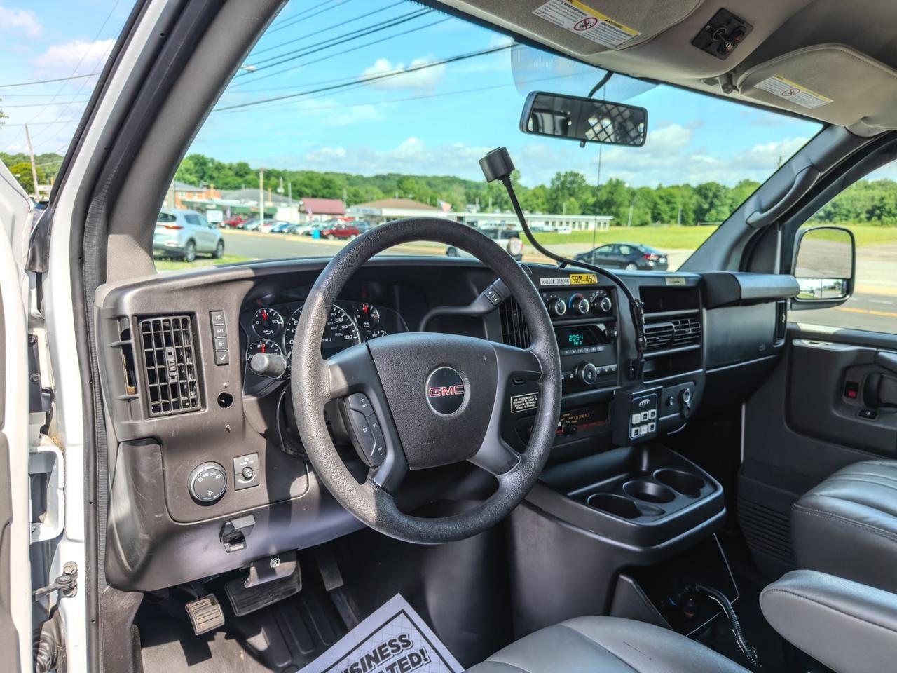 2013 GMC Savana Cargo Van Tallmadge OH