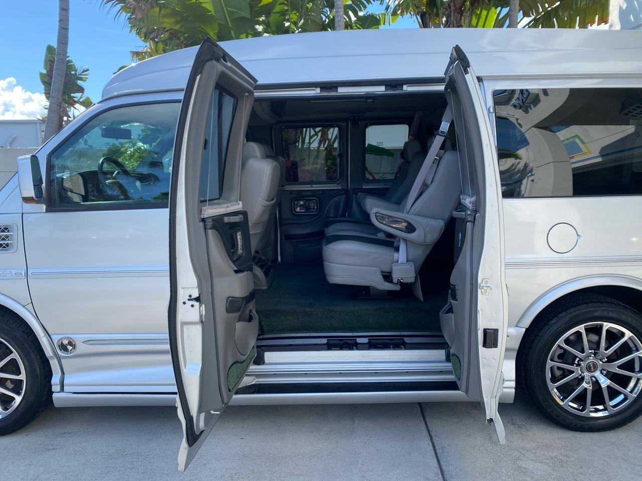 2013 GMC Savana HIGH TOP CONV VAN HIGH TOP CONV LOW MILES 27,511 1 OWNER Pompano Beach FL