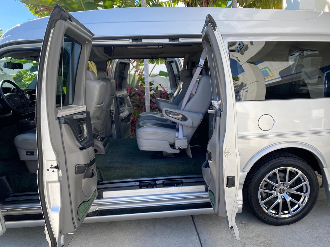 2013 GMC Savana HIGH TOP CONV VAN HIGH TOP CONV LOW MILES 27,511 1 OWNER Pompano Beach FL