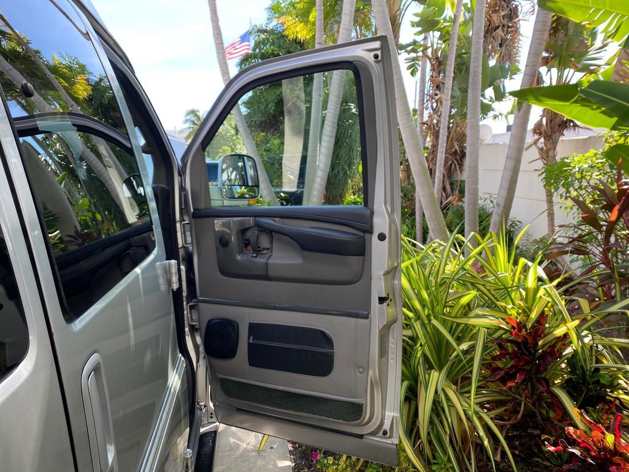 2013 GMC Savana HIGH TOP CONV VAN HIGH TOP CONV LOW MILES 27,511 1 OWNER Pompano Beach FL