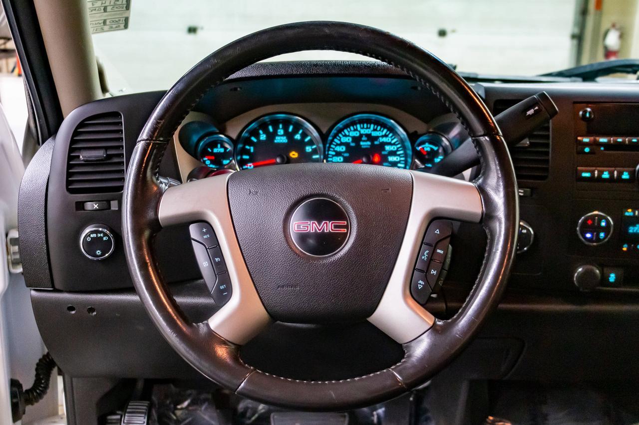 2013 GMC Sierra 1500 4x4 Crew Cab SLE Z71 Red Deer AB