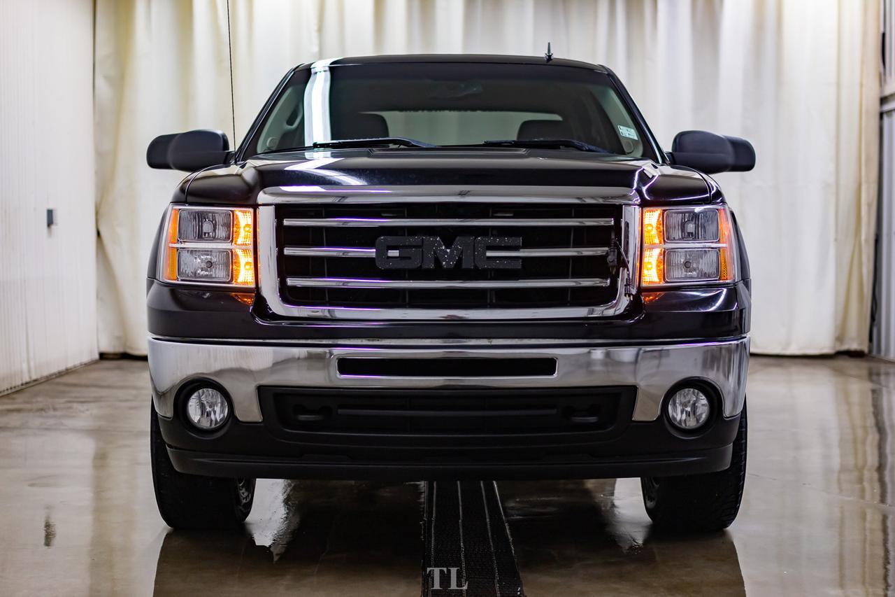 2013 GMC Sierra 1500 4x4 Crew Cab SLE Z71 Red Deer AB