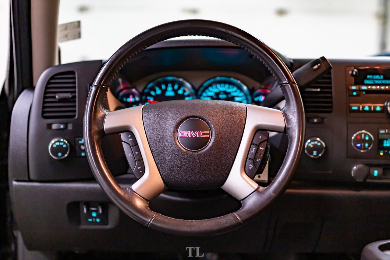 2013 GMC Sierra 1500 4x4 Crew Cab SLE Z71 Red Deer AB