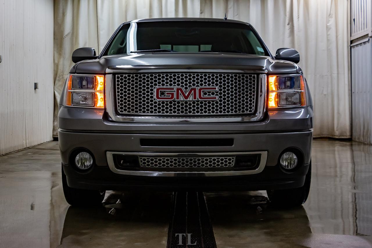 2013 GMC Sierra 1500 AWD Crew Cab Denali Leather Roof Nav BCam Red Deer AB