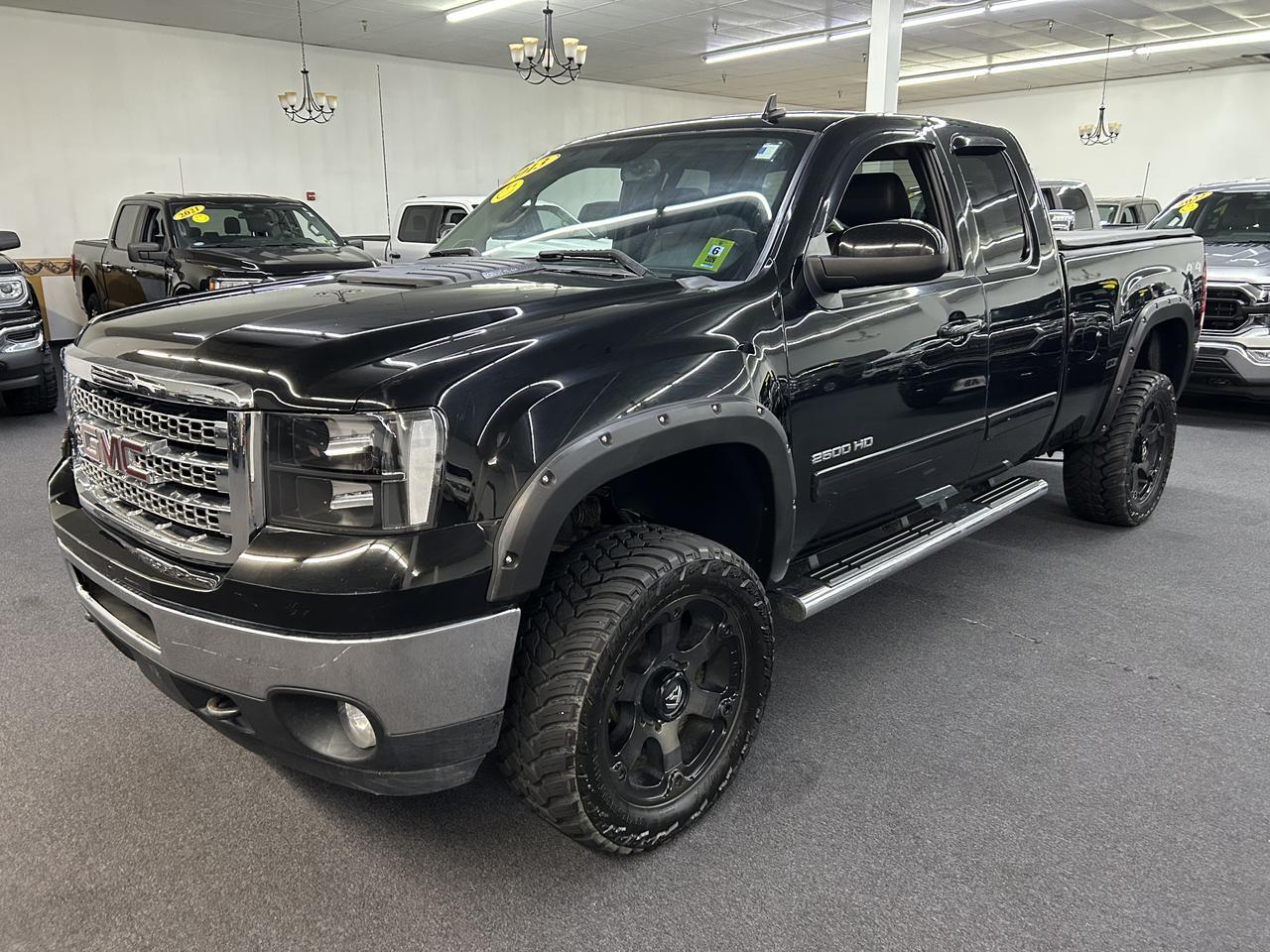2013 GMC Sierra 2500 4WD Ext Cab SLT Benwood WV