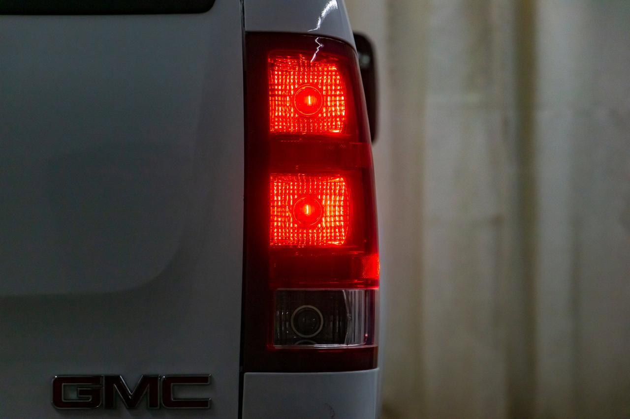 2013 GMC Sierra 2500HD 4x4 Crew Cab SLE Red Deer AB