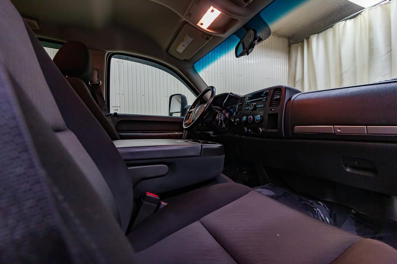 2013 GMC Sierra 2500HD 4x4 Crew Cab SLE Red Deer AB