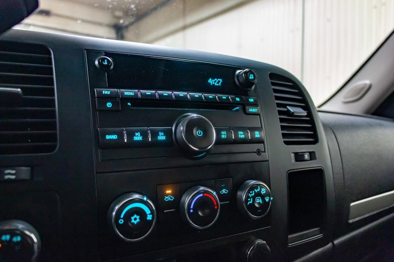 2013 GMC Sierra 2500HD 4x4 Crew Cab SLE Red Deer AB