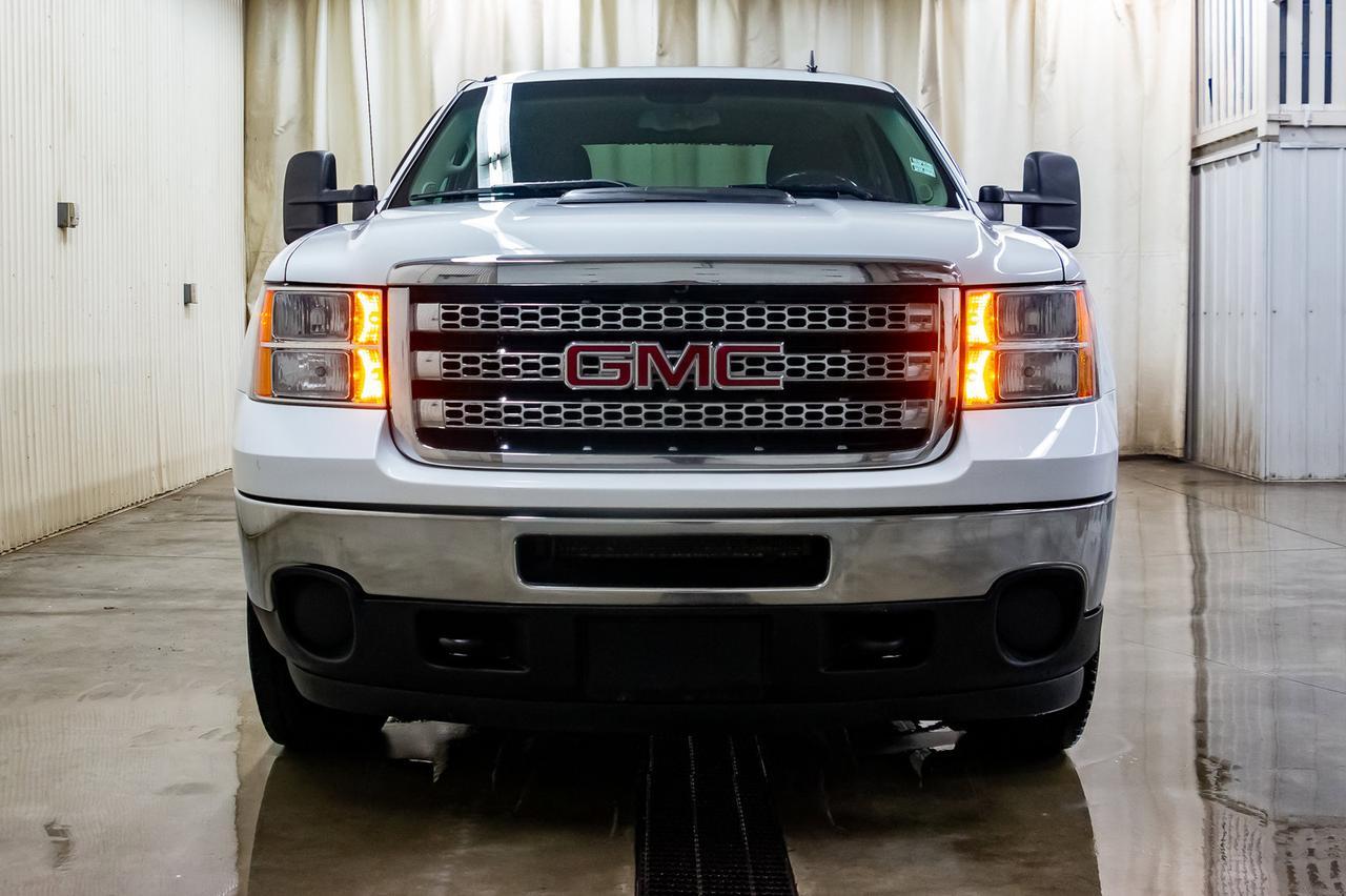 2013 GMC Sierra 2500HD 4x4 Crew Cab SLE Red Deer AB