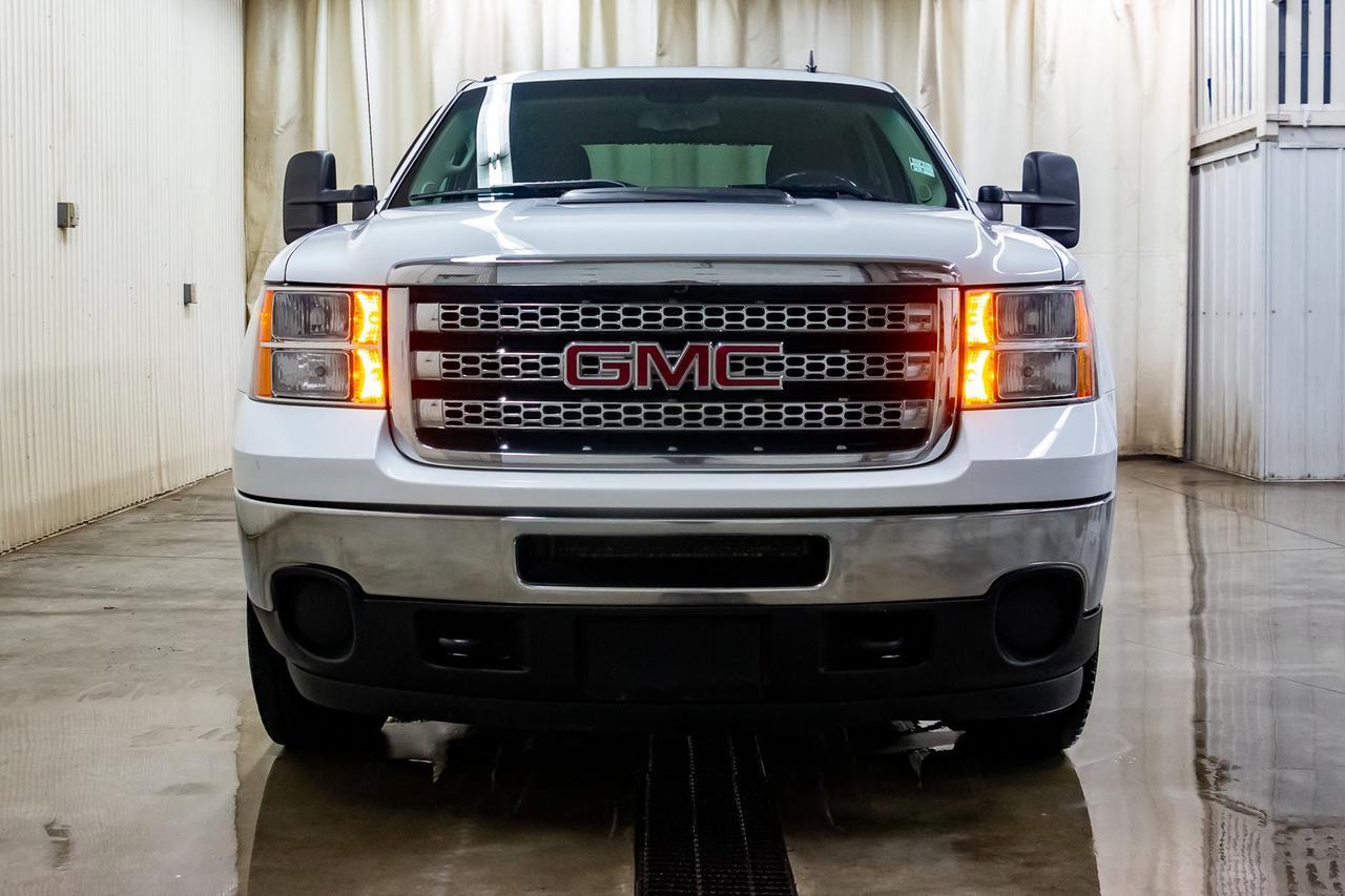 2013 GMC Sierra 2500HD 4x4 Crew Cab SLE Red Deer AB