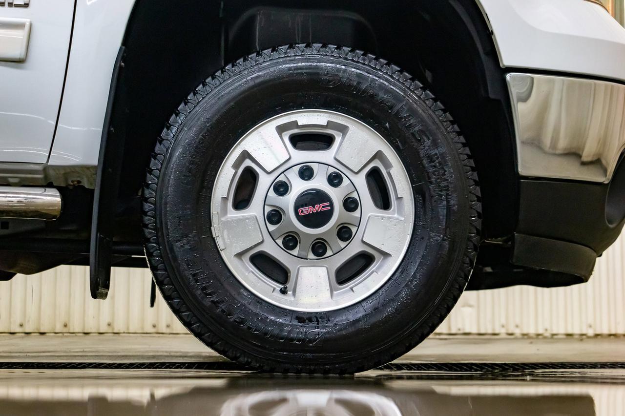 2013 GMC Sierra 2500HD 4x4 Crew Cab SLE Red Deer AB