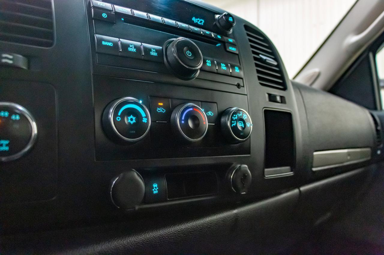 2013 GMC Sierra 2500HD 4x4 Crew Cab SLE Red Deer AB