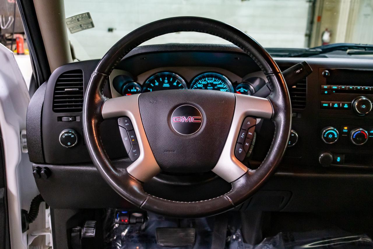2013 GMC Sierra 2500HD 4x4 Crew Cab SLE Red Deer AB