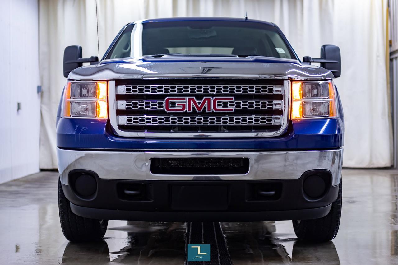 2013 GMC Sierra 2500HD 4x4 Crew Cab SLE Z71 Leather Roof Red Deer AB