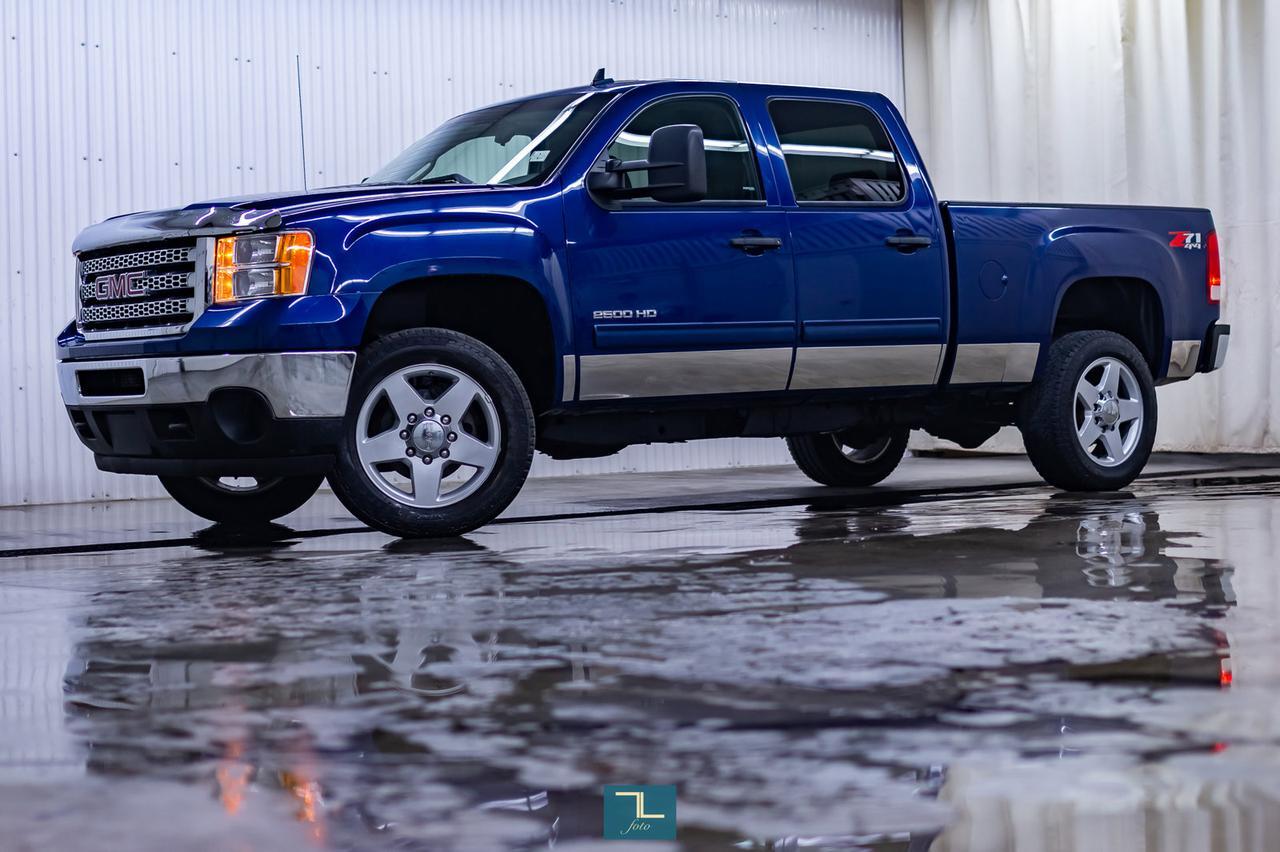2013 GMC Sierra 2500HD 4x4 Crew Cab SLE Z71 Leather Roof Red Deer AB