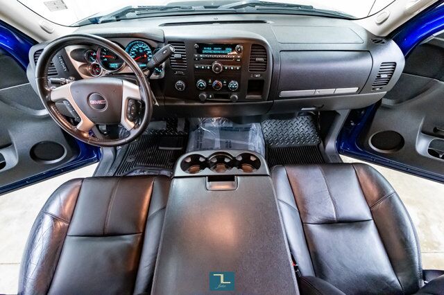 2013 GMC Sierra 2500HD 4x4 Crew Cab SLE Z71 Leather Roof Red Deer AB