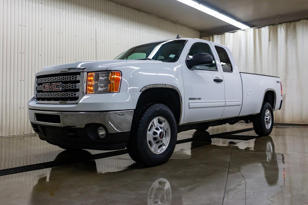 2013 GMC Sierra 2500HD 4x4 Ext Cab SLE LWB Red Deer AB