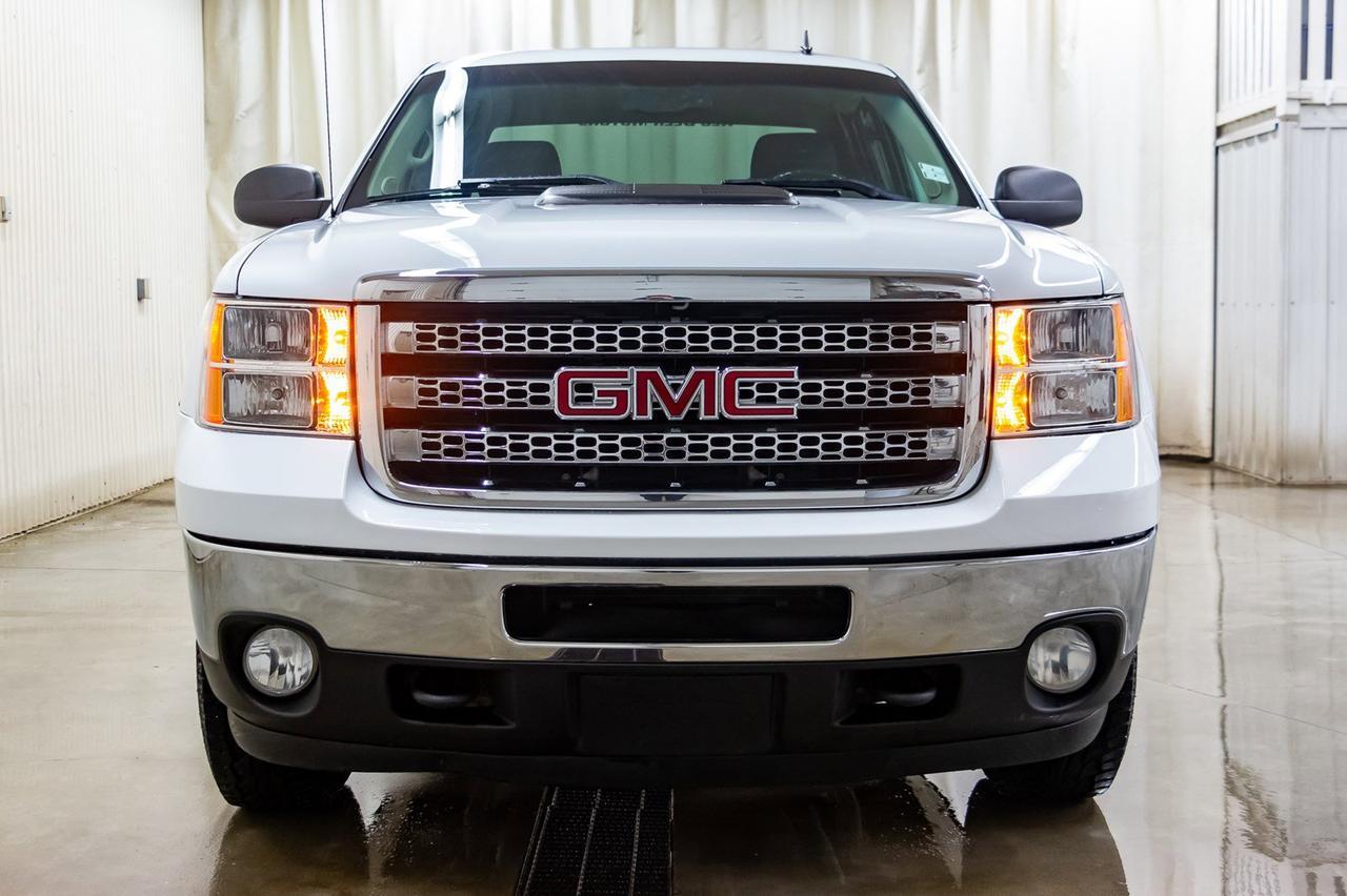 2013 GMC Sierra 2500HD 4x4 Ext Cab SLE LWB Red Deer AB