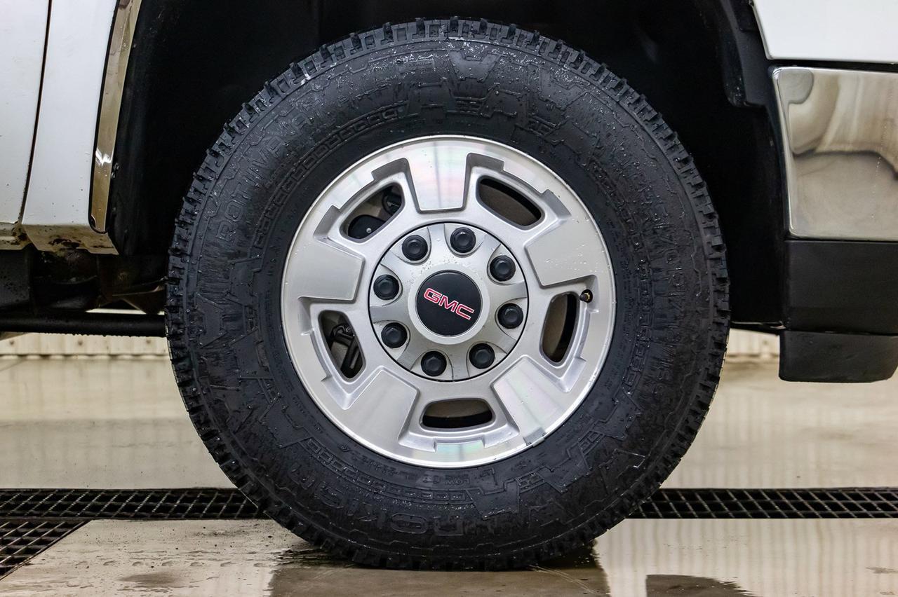 2013 GMC Sierra 2500HD 4x4 Ext Cab SLE LWB Red Deer AB