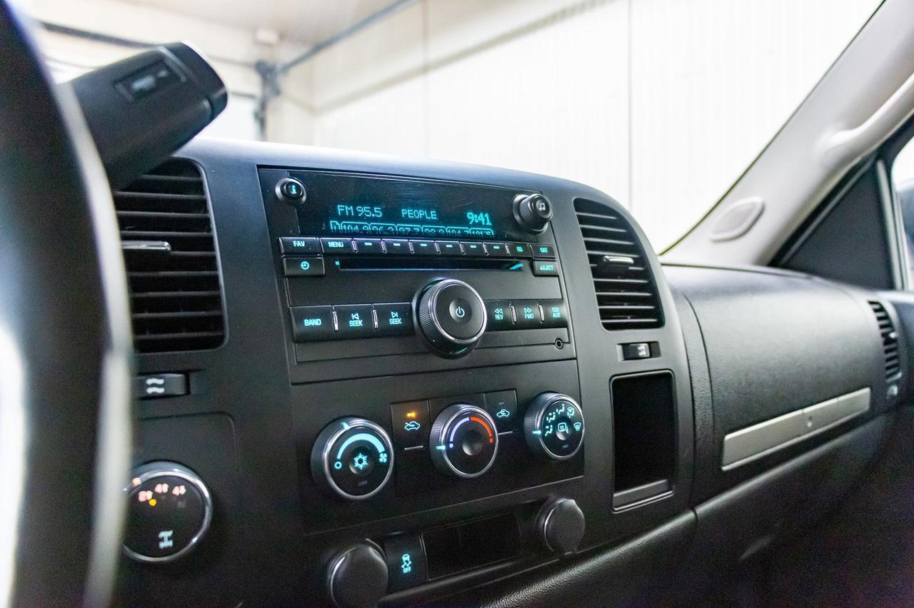 2013 GMC Sierra 2500HD 4x4 Ext Cab SLE LWB Red Deer AB