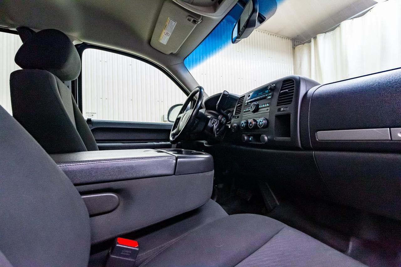 2013 GMC Sierra 2500HD 4x4 Ext Cab SLE LWB Red Deer AB