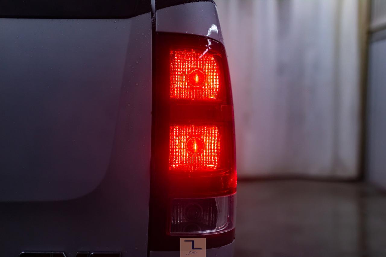 2013 GMC Sierra 2500HD 4x4 Ext Cab SLE Longbox Red Deer AB