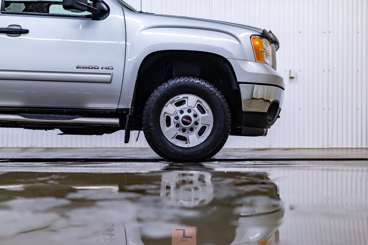 2013 GMC Sierra 2500HD 4x4 Ext Cab SLE Longbox Red Deer AB