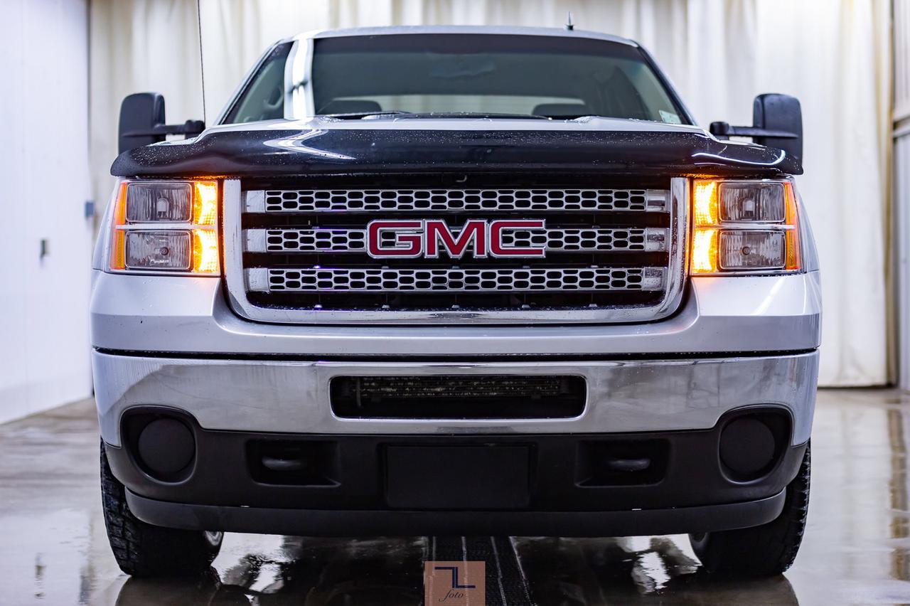2013 GMC Sierra 2500HD 4x4 Ext Cab SLE Longbox Red Deer AB