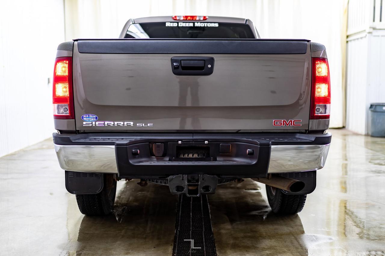 2013 GMC Sierra 2500HD 4x4 Ext Cab SLE Red Deer AB