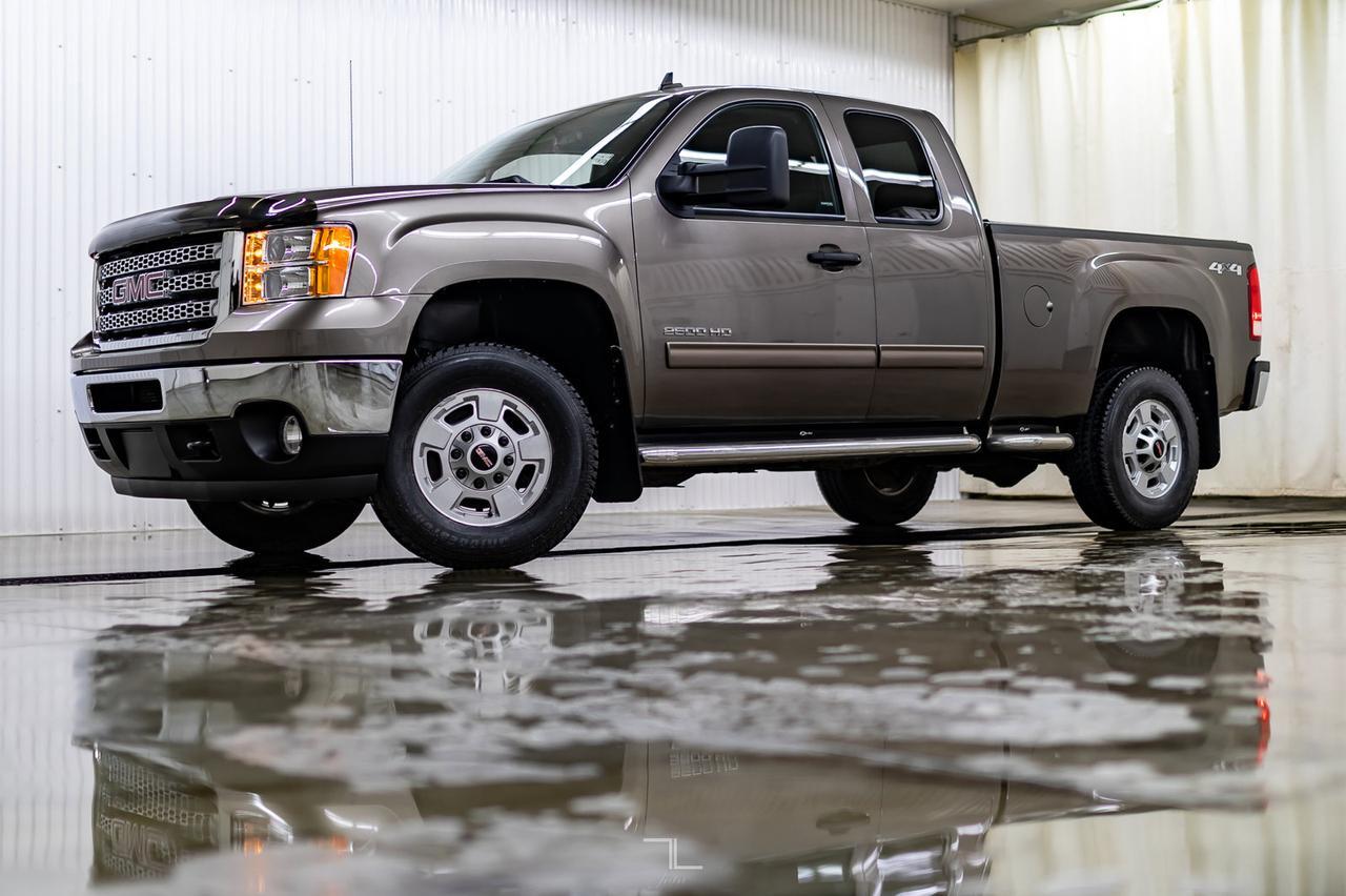 2013 GMC Sierra 2500HD 4x4 Ext Cab SLE Red Deer AB