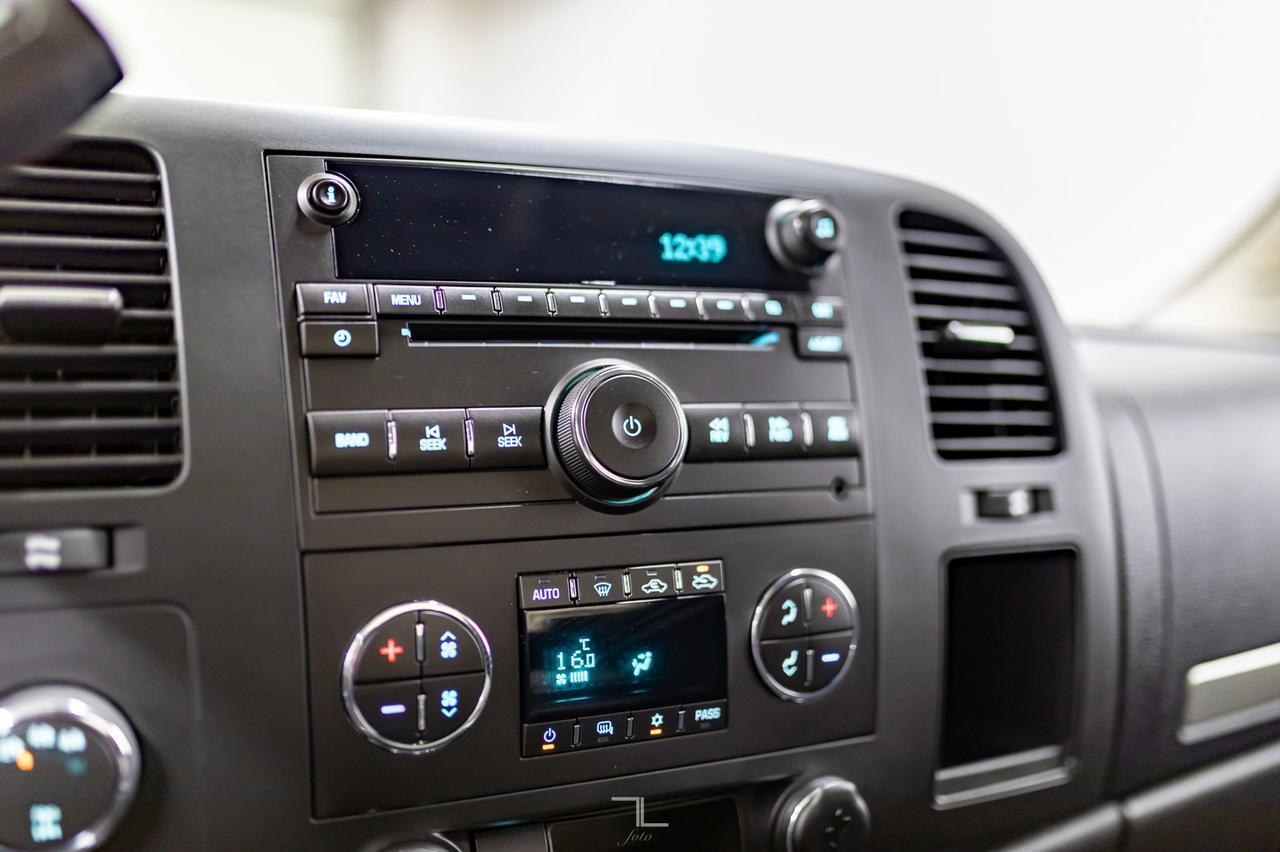 2013 GMC Sierra 2500HD 4x4 Ext Cab SLE Red Deer AB