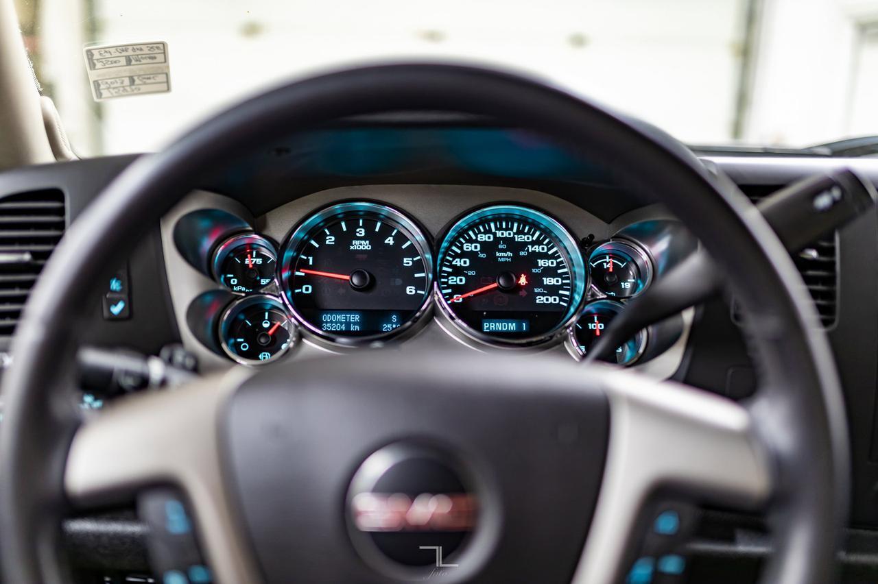 2013 GMC Sierra 2500HD 4x4 Ext Cab SLE Red Deer AB