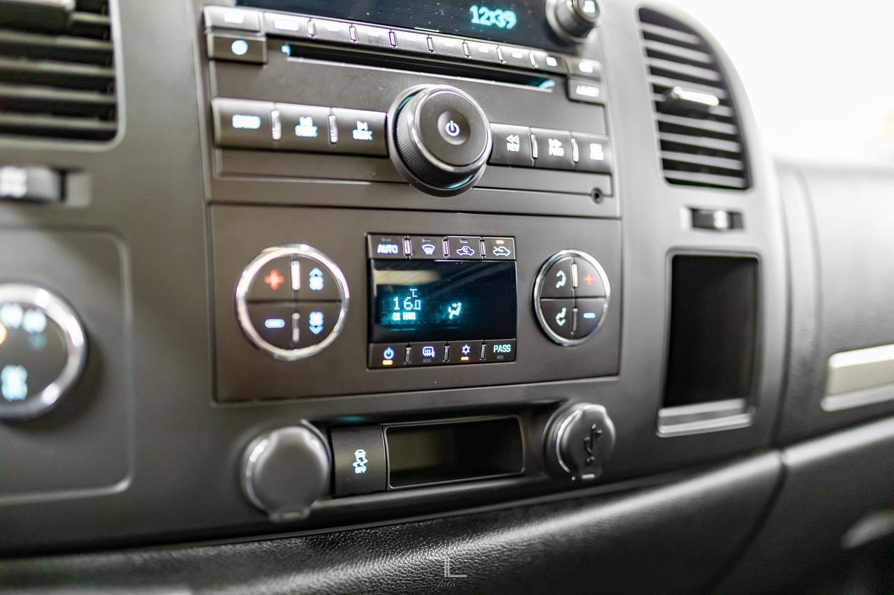 2013 GMC Sierra 2500HD 4x4 Ext Cab SLE Red Deer AB