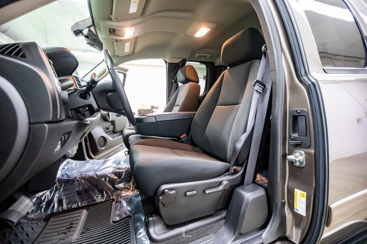 2013 GMC Sierra 2500HD 4x4 Ext Cab SLE Red Deer AB