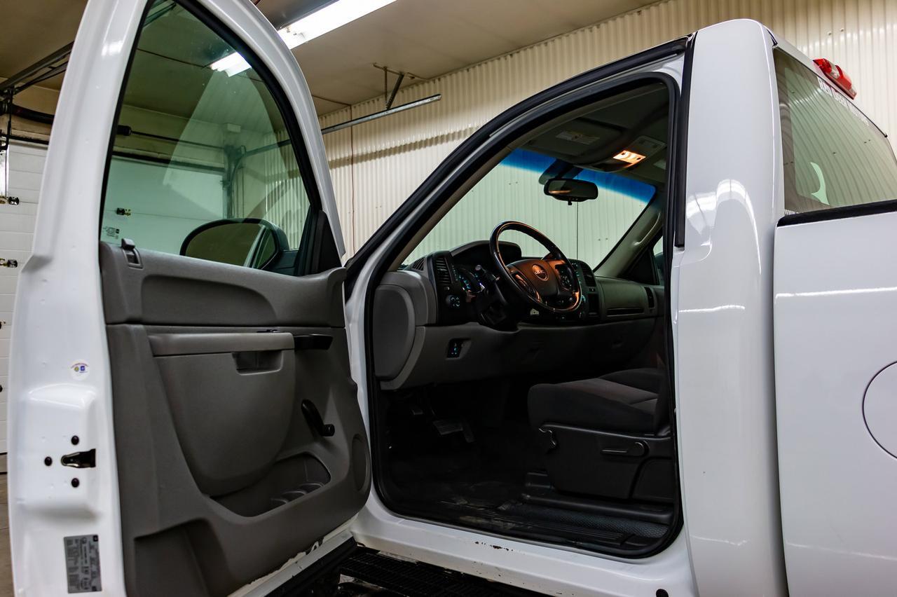 2013 GMC Sierra 2500HD 4x4 Reg Cab WT Red Deer AB