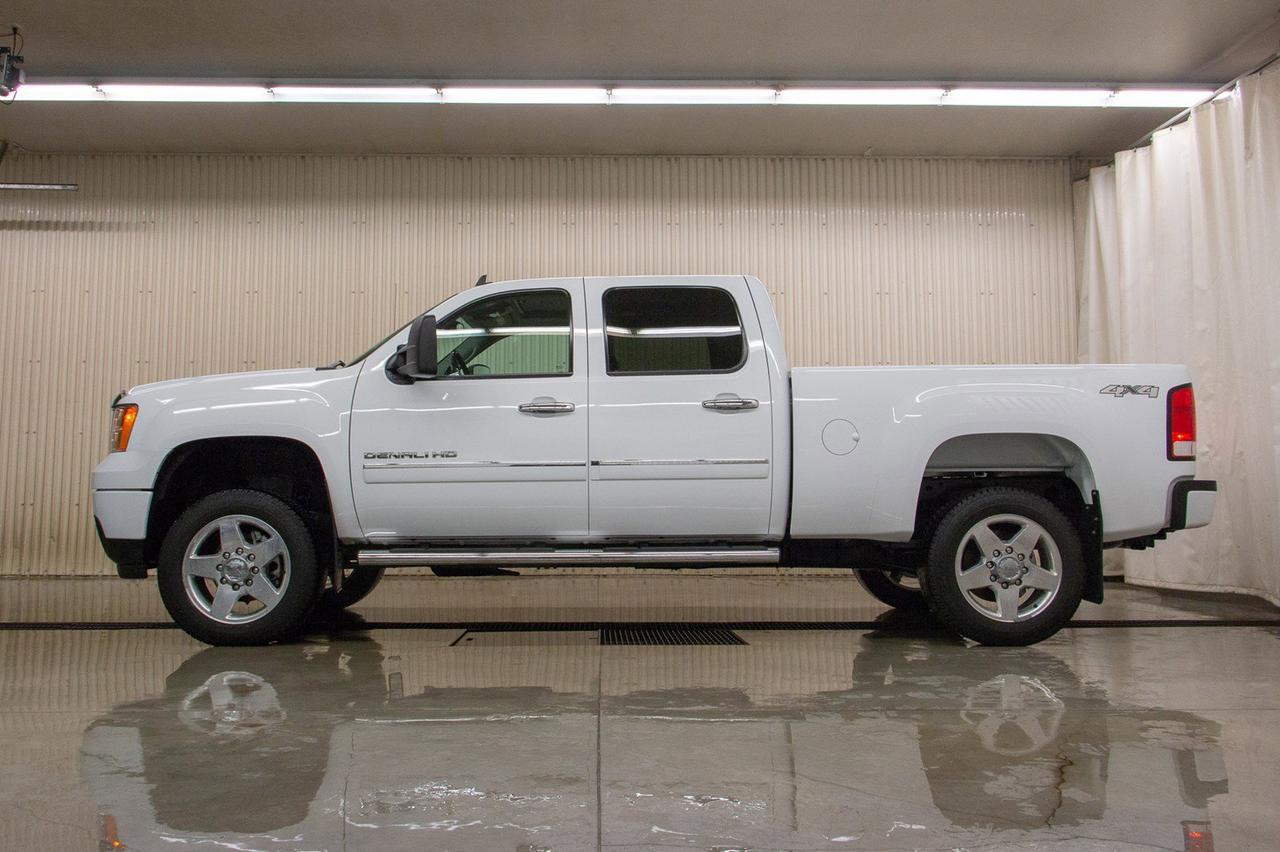 2013 GMC Sierra 2500HD Denali Red Deer AB