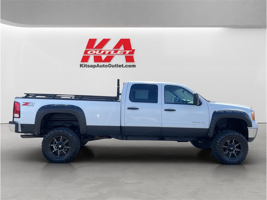2013 GMC Sierra 3500 HD Crew Cab SLE Pickup 4D 8 ft