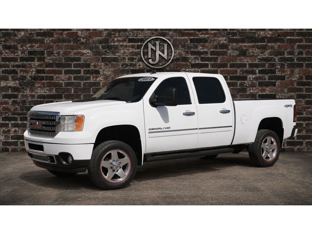2013 GMC Sierra Denali