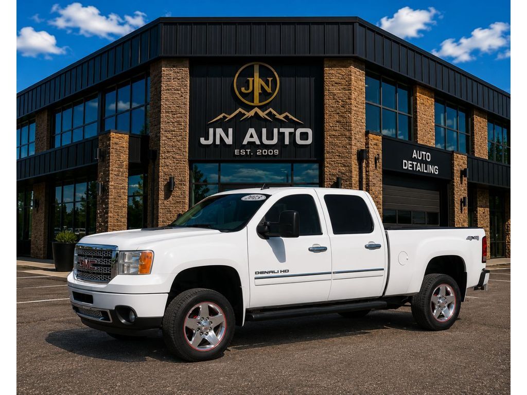 2013 GMC Sierra Denali