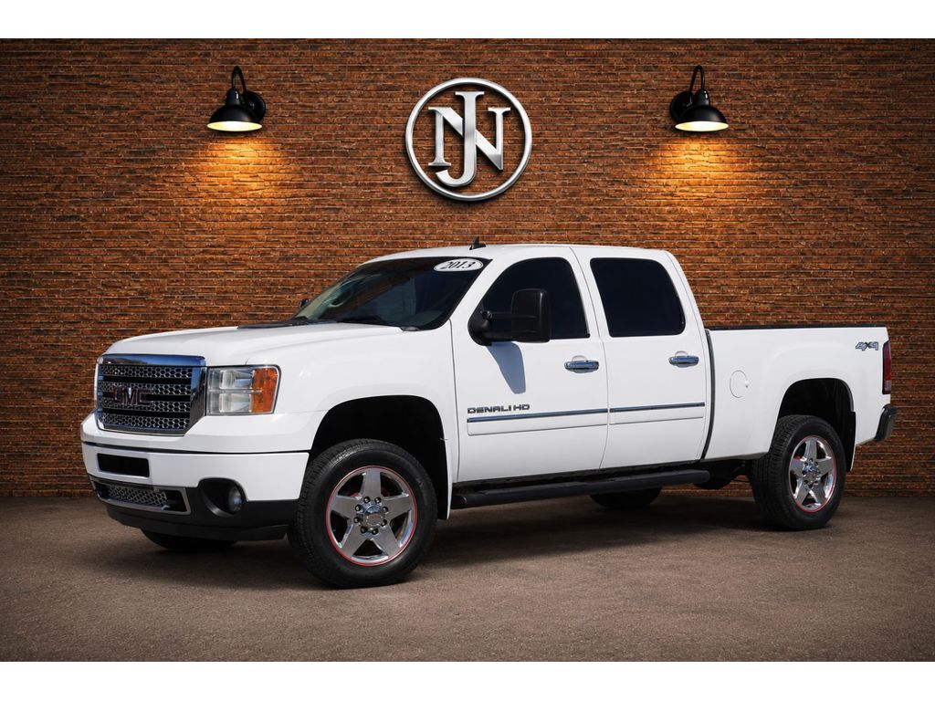 2013 GMC Sierra Denali