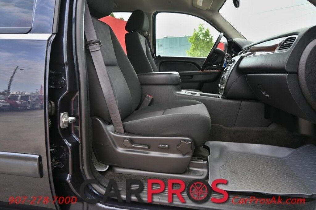2013 GMC Yukon SLE - 5.3L V8 - Automatic - 4X4 - Remote Start - Keyless Entry - Fog Lights - Bluetooth - Backup Camera - Power Windows & Door Locks - 3rd Row Seating - Tow Package Anchorage AK