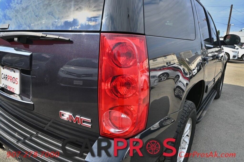 2013 GMC Yukon SLE - 5.3L V8 - Automatic - 4X4 - Remote Start - Keyless Entry - Fog Lights - Bluetooth - Backup Camera - Power Windows & Door Locks - 3rd Row Seating - Tow Package Anchorage AK