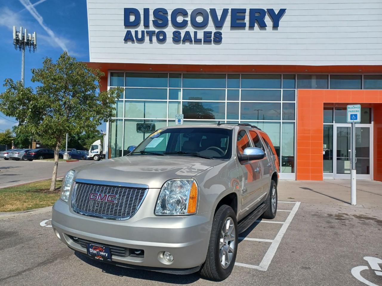 2013 GMC Yukon SLT 2WD