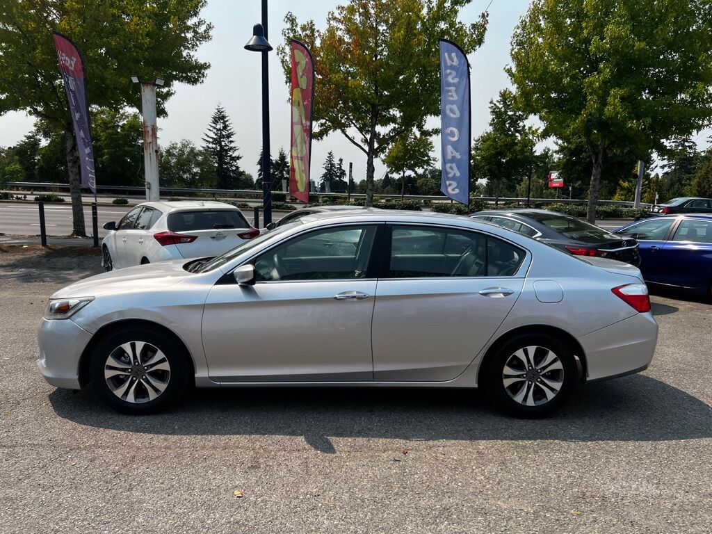 2013 HONDA ACCORD LX Des Moines WA