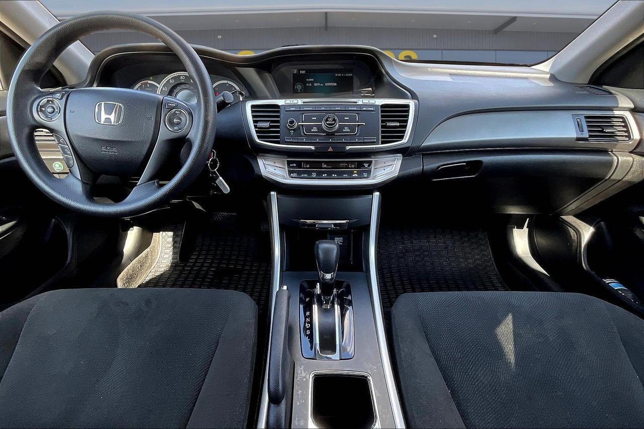 2013 HONDA ACCORD LX Houston TX