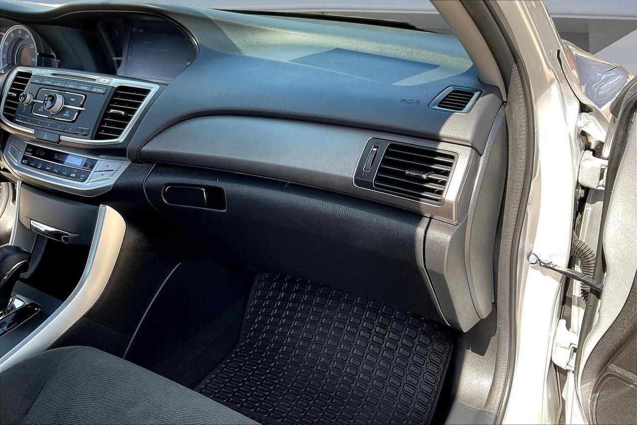2013 HONDA ACCORD LX Houston TX