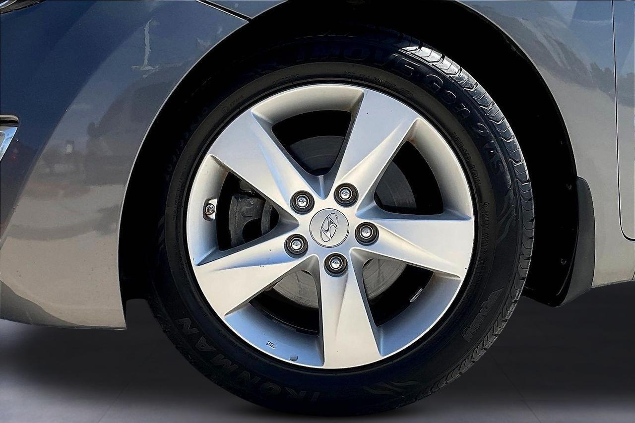 2013 HYUNDAI ELANTRA GLS Houston TX